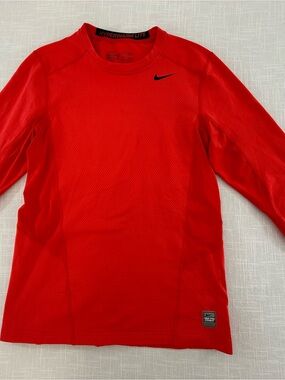 Nike Red Hyperwarm Lite Crew Neck Performance Top